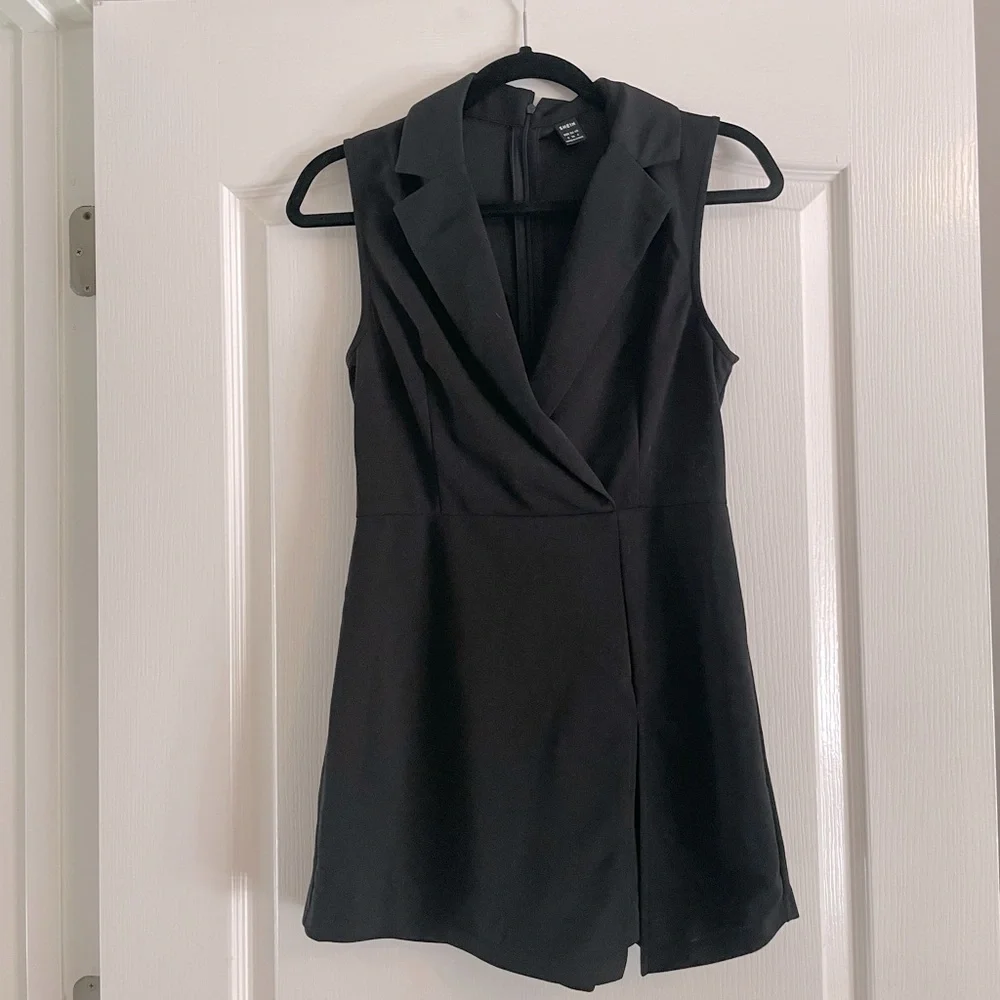 SHEIN Black Notch Collar Blazer Skort Romper - Picture 5 of 7